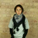 Stylishly detailed scarf with Kufiya style - Pattern 2 - black - white