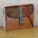 Ledertasche Larissa aus stabilem Leder mit Fellbesatz - Modell 05