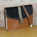 Borsa in pelle Larissa realizzata in pelle robusta con...