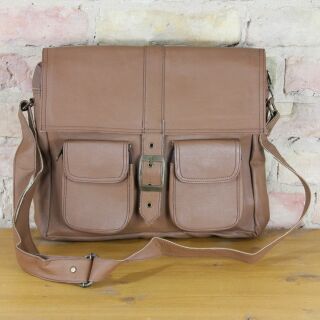 Business Ledertasche Letizia aus stabilem Leder - Modell 01