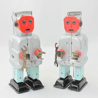 Roboter Robot rotes Gesicht Blechroboter Tin Toy Fehlerware 