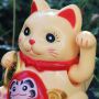 Glückskatze Mini Maneki-neko Schutz Schild Solar 5cm Winkekatze Lucky cat