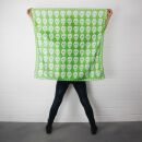 Baumwolltuch - Totenköpfe 1 grün - weiß - quadratisches Tuch