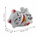 Agitando gato chino - Maneki-neko - gato agitando solar acostado - blanco