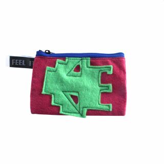 Coin purse made of felt in Vintage Arcade Game Style - Pocket