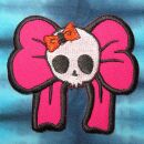 Aufnäher - Totenkopf mit Schleife - pink-rot - Patch