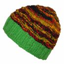 Wollmütze mit bunten Fäden - kurz - grün - rot - gelb - schwarz - warme Strickmütze